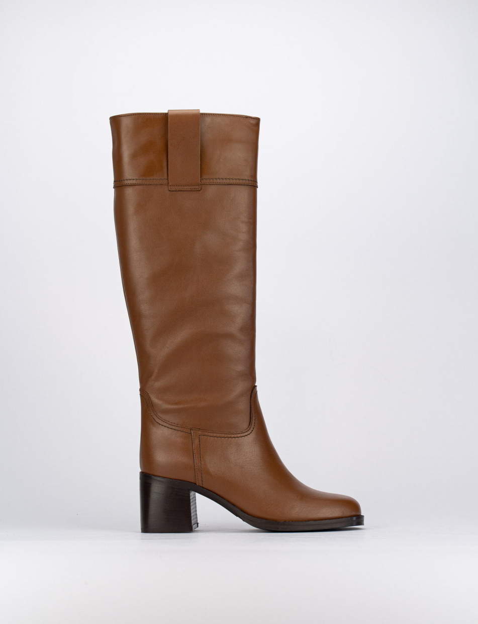 High heel boots heel 5 cm dark brown leather