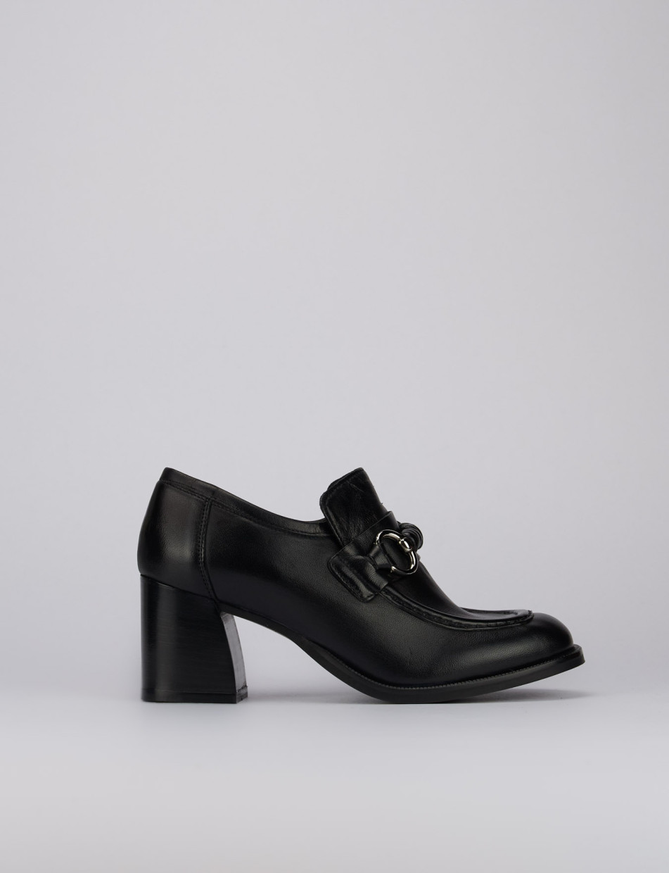 Mocasines tacón 8 cm negro cuero