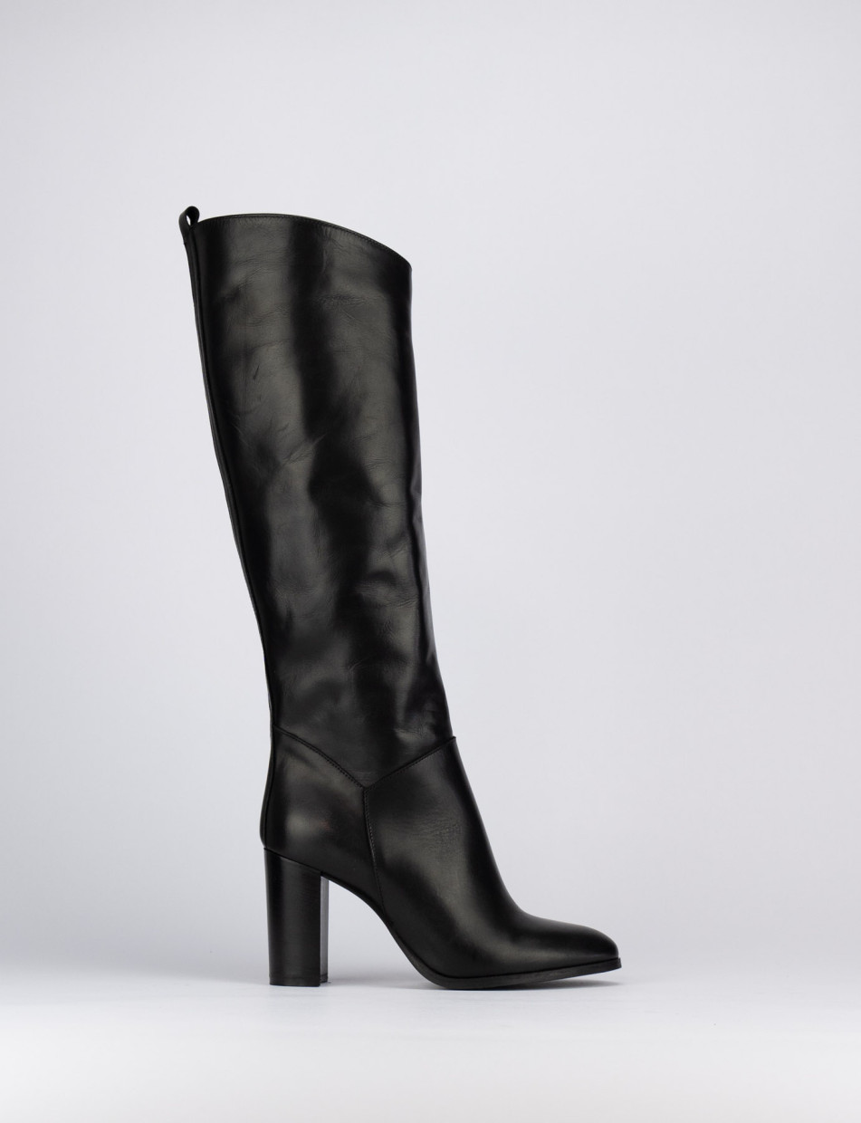 Botas de tacón alto tacón 8 cm negro cuero