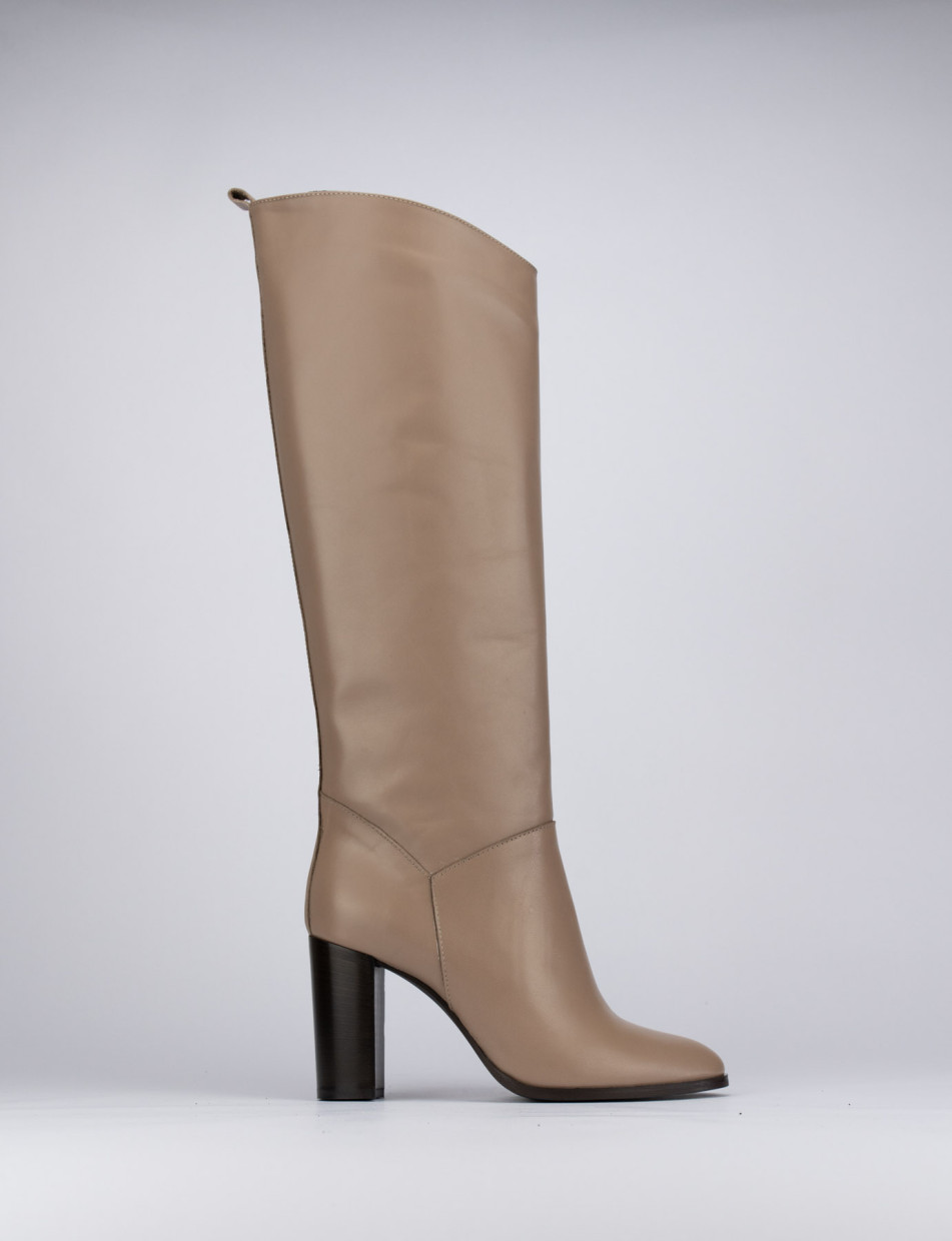 High heel boots heel 8 cm beige leather