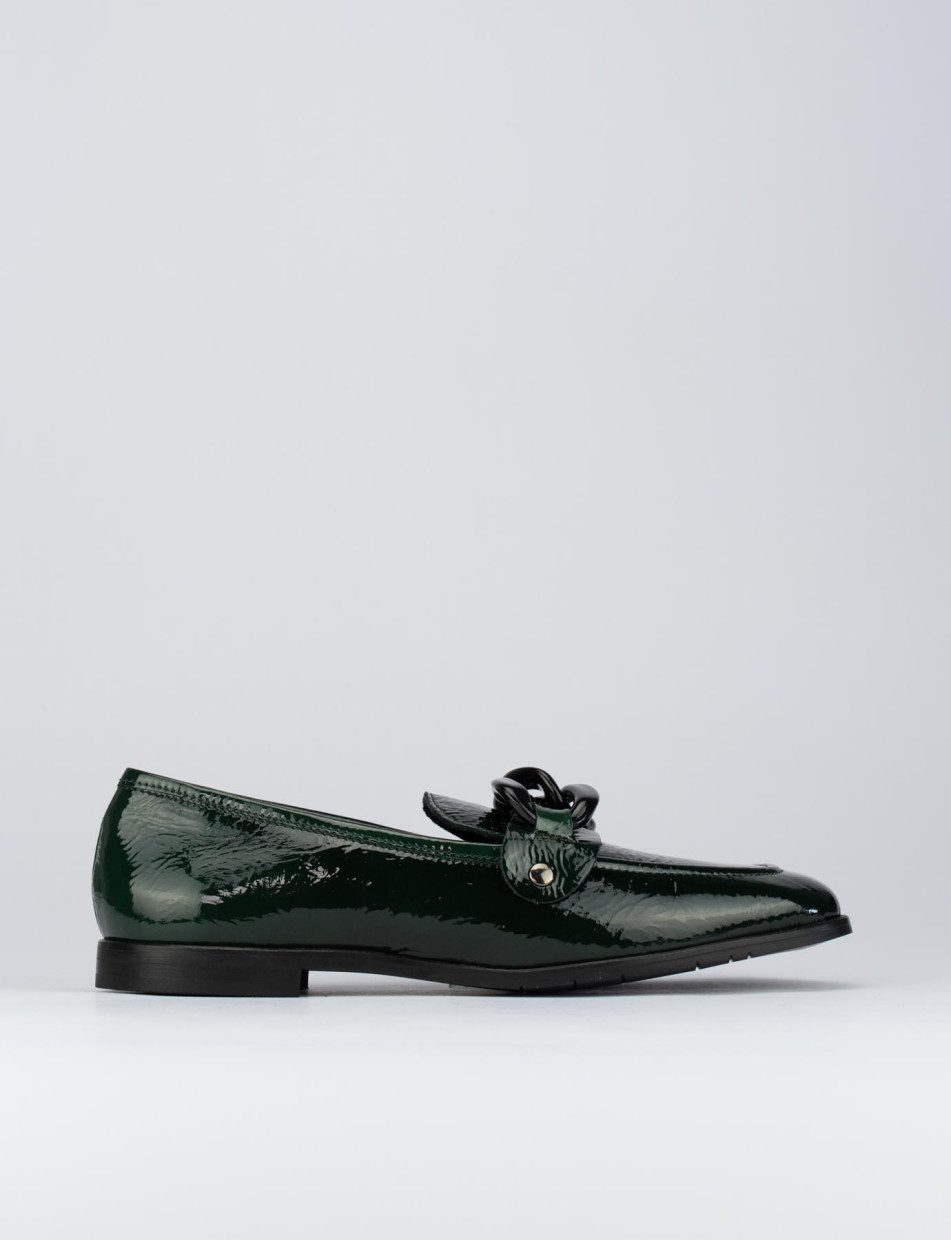 Mocasines tacón 1 cm verde charol
