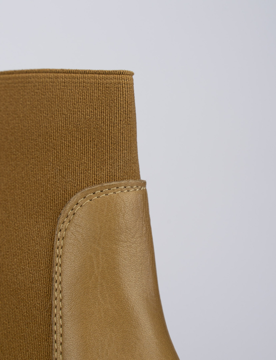 Botines de tacón bajo tacón 1 cm marrón cuero