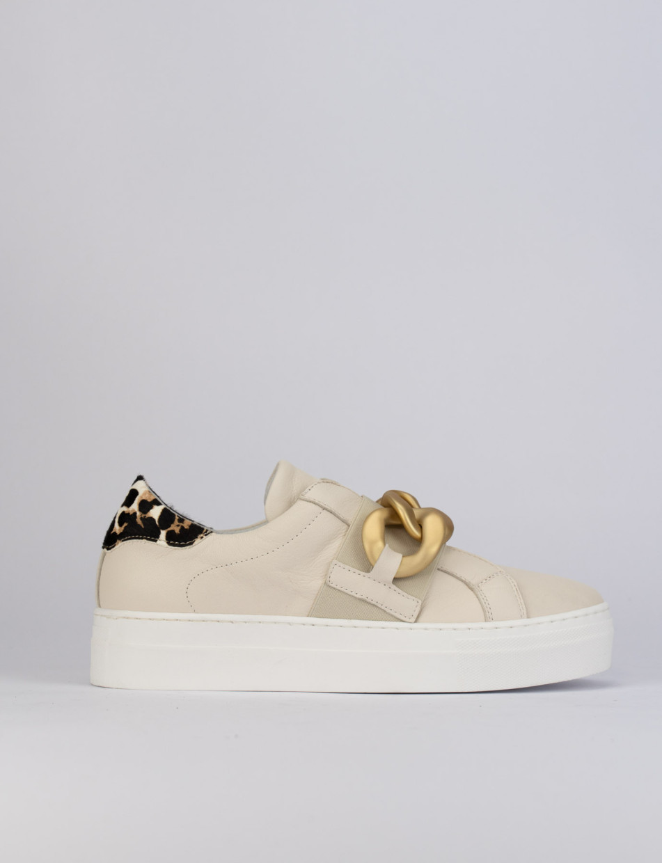 Zapatillas deportivas tacón 1 cm beis cuero