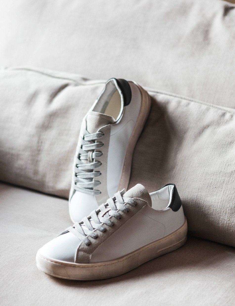Sneakers white leather