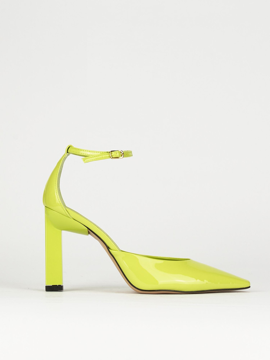Pumps heel 9 cm green varnish