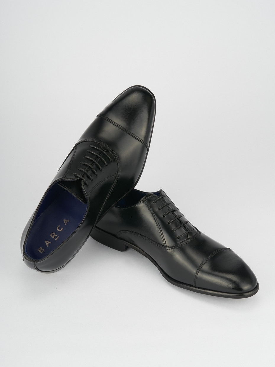 Lace-up shoes black leather