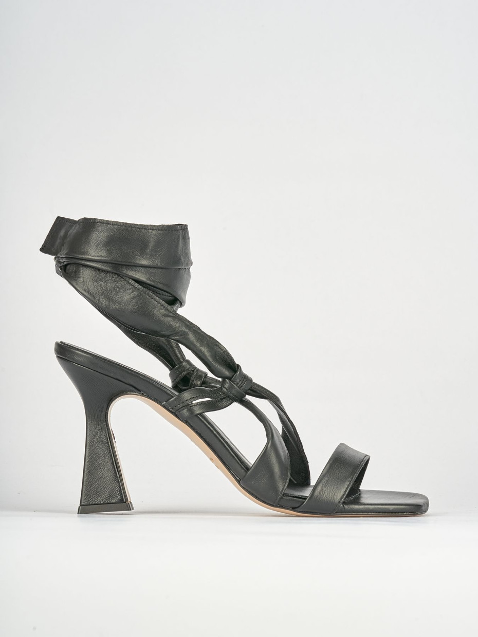 Sandalias de tacón alto tacón 9 cm negro cuero