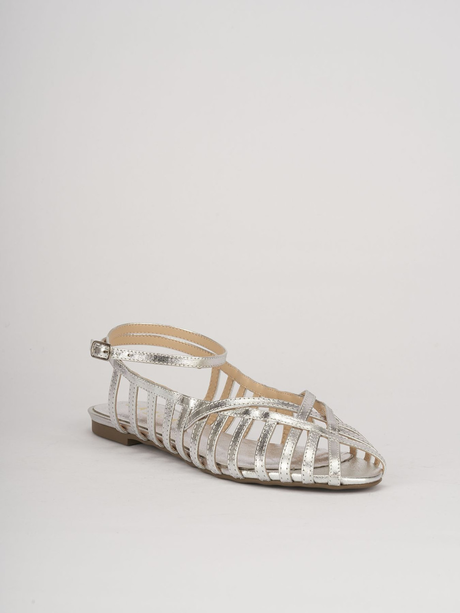 Low heel sandals heel 1 cm silver leather
