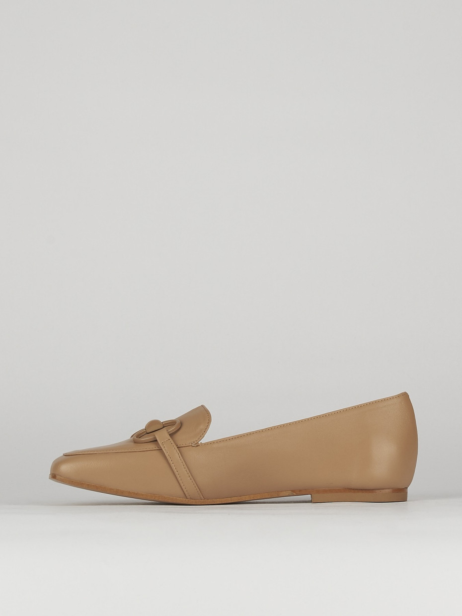 Mocasines tacón 1 cm beis cuero