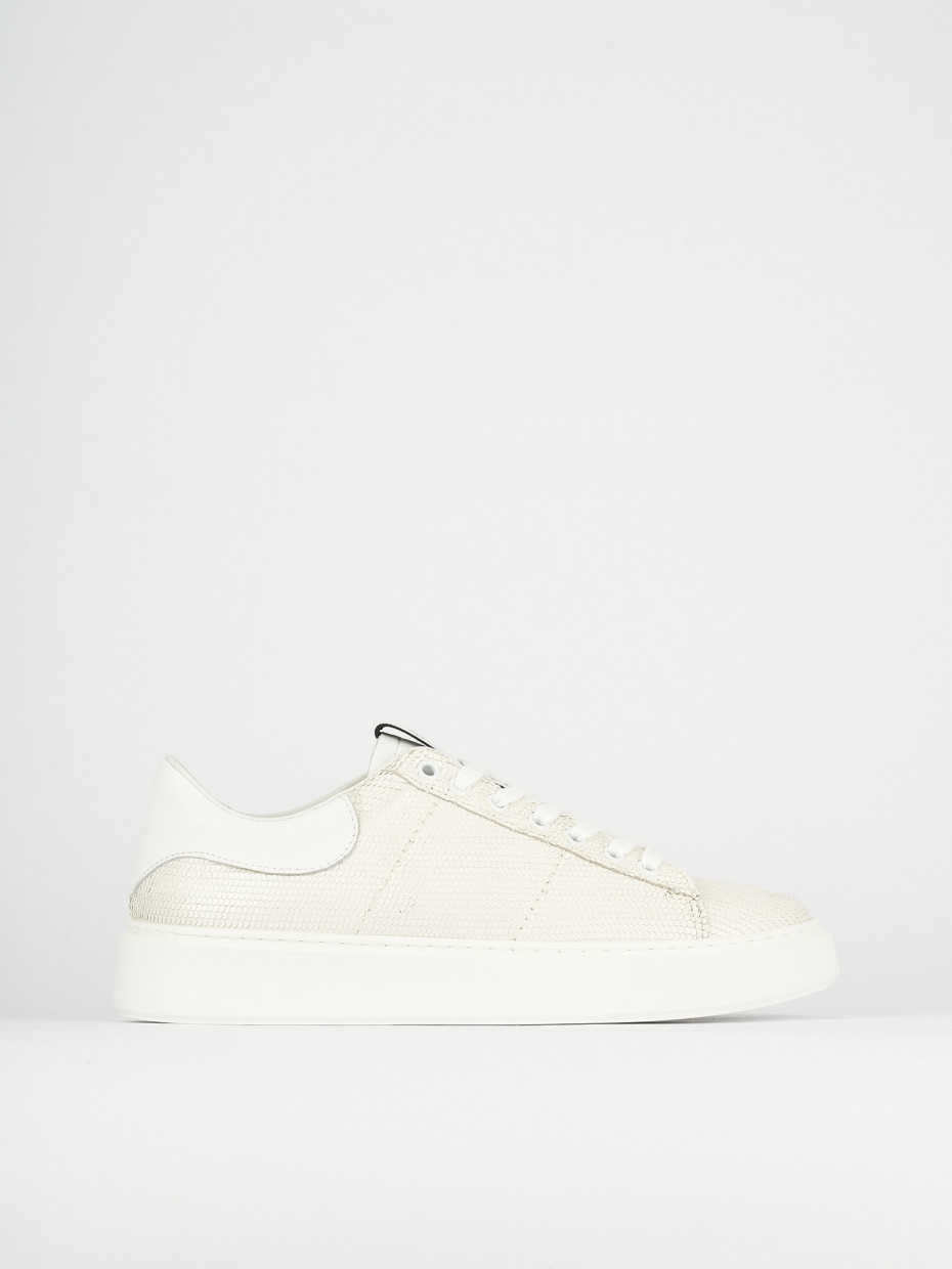 Zapatillas deportivas beis cuero