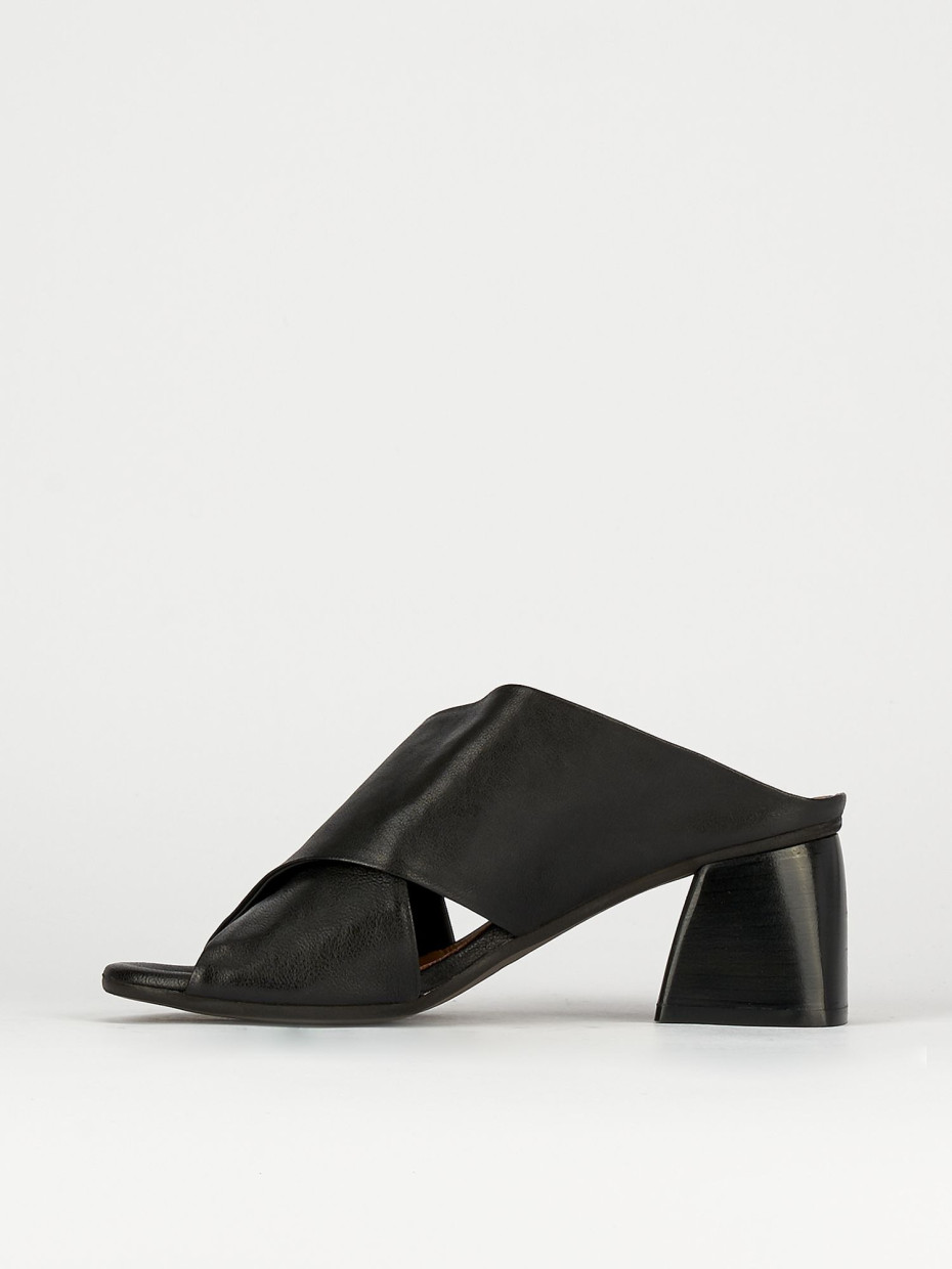 High heel sandals heel 5 cm black leather