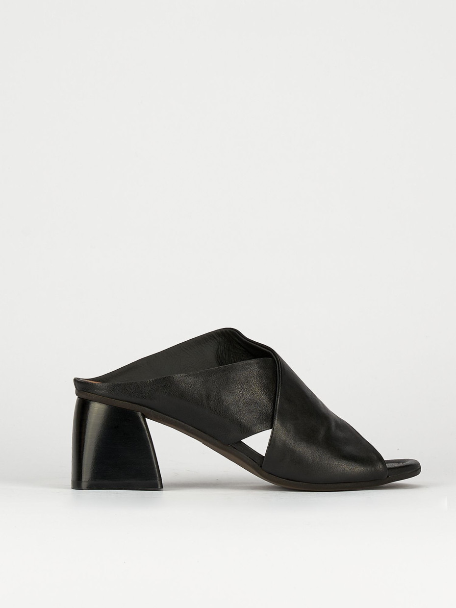 High heel sandals heel 5 cm black leather