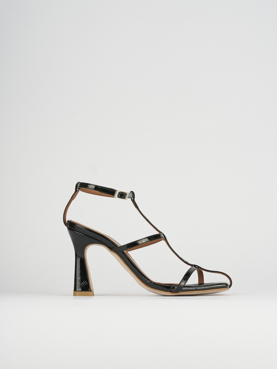High heel sandals heel 8 cm black varnish