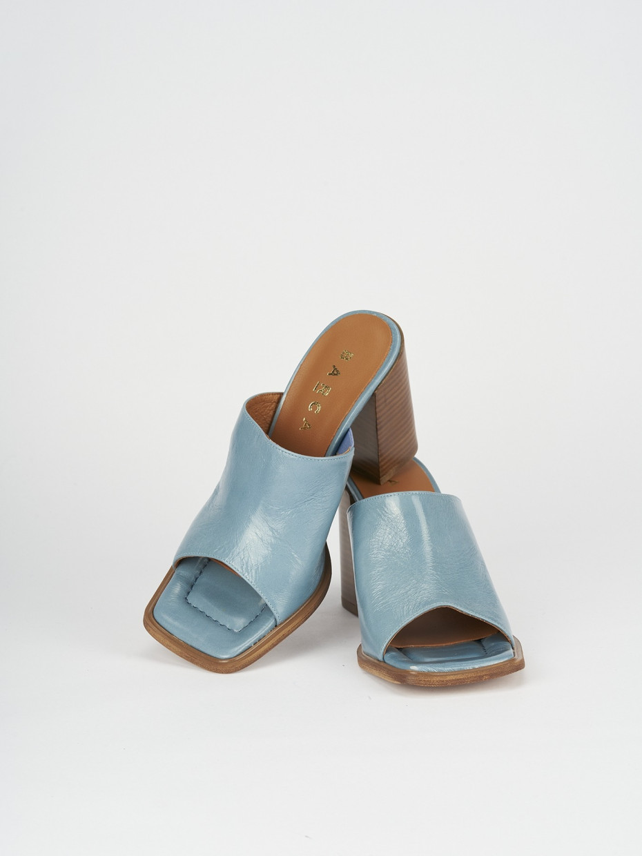 Mules tacón 8 cm turquesa charol