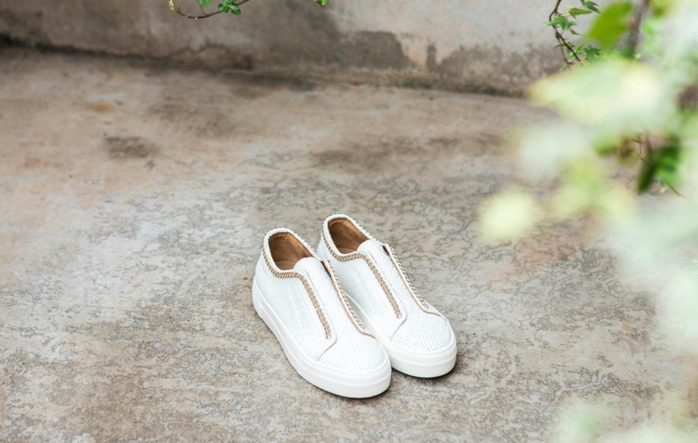 Zapatillas deportivas blanco cuero