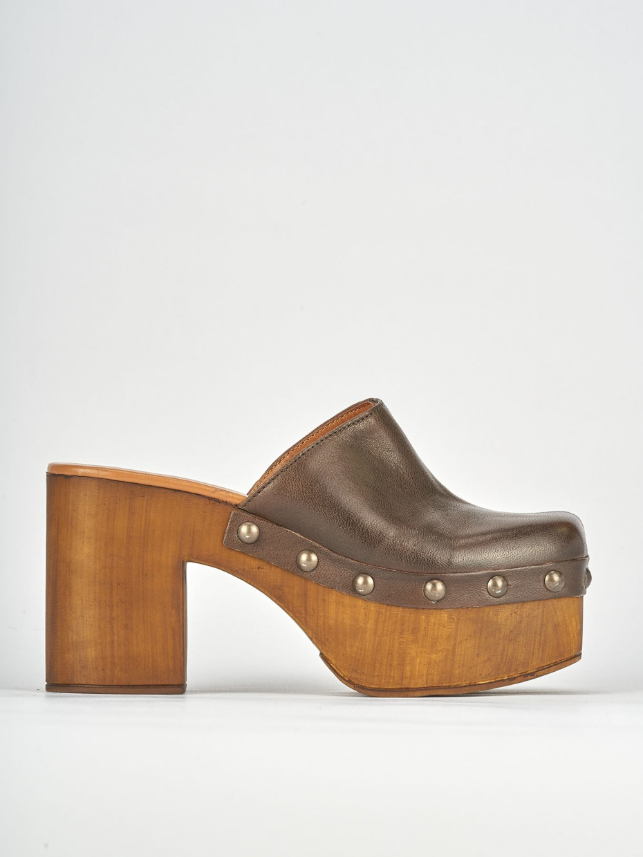 Zuecos con tacón tacón 6 cm marrón oscuro cuero
