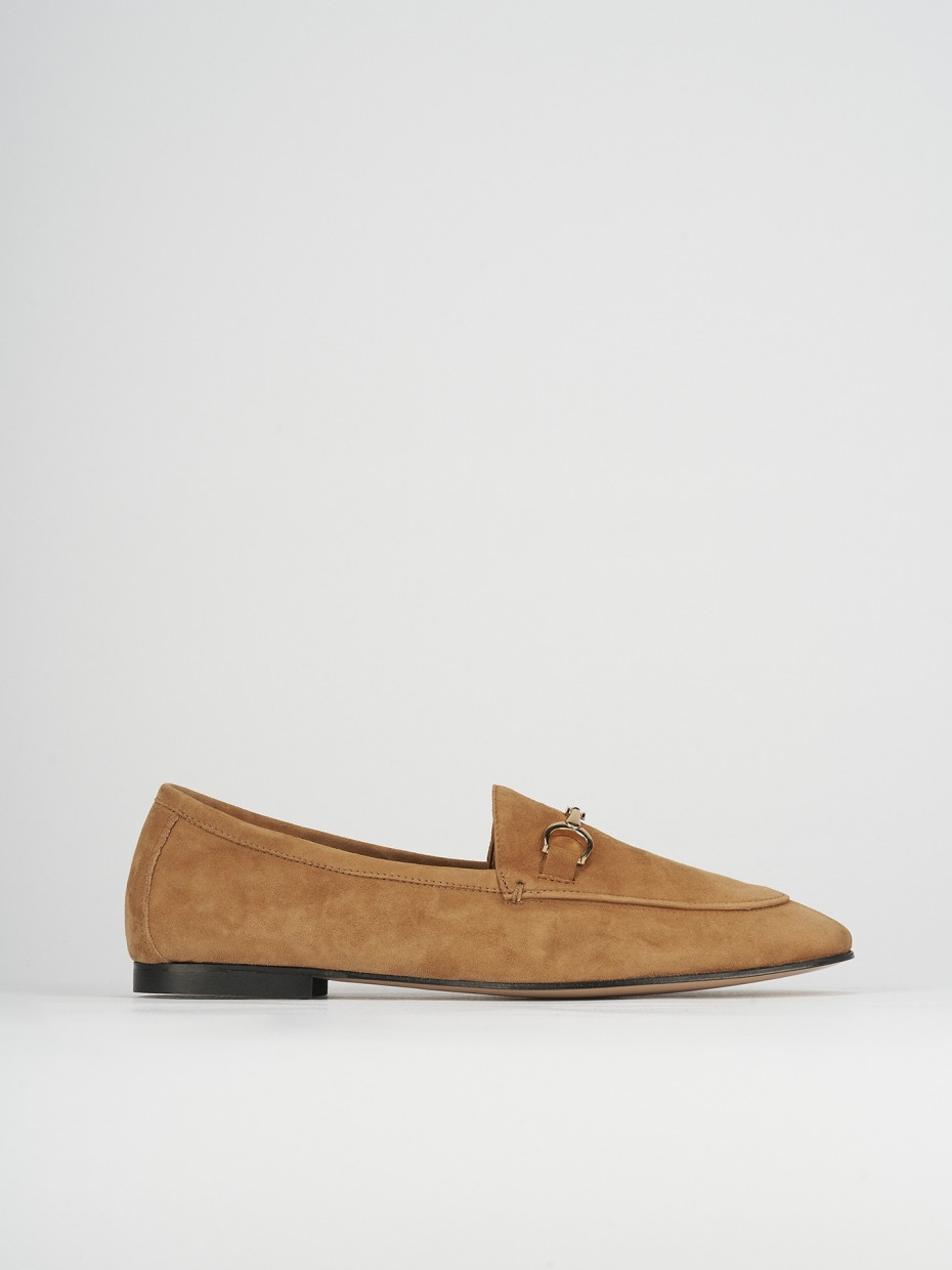 Mocasines tacón 1 cm beis ante