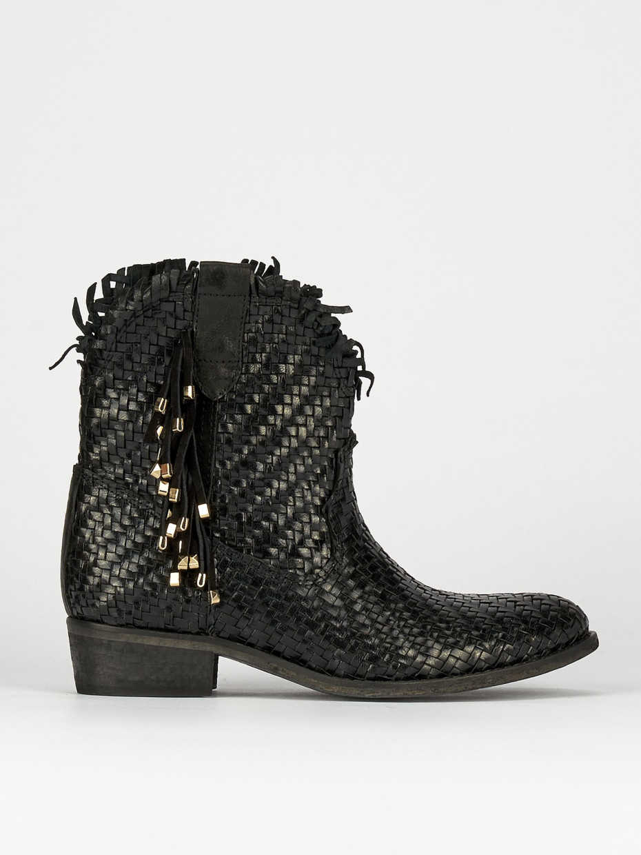 Botines de tacón bajo tacón 2 cm negro cuero
