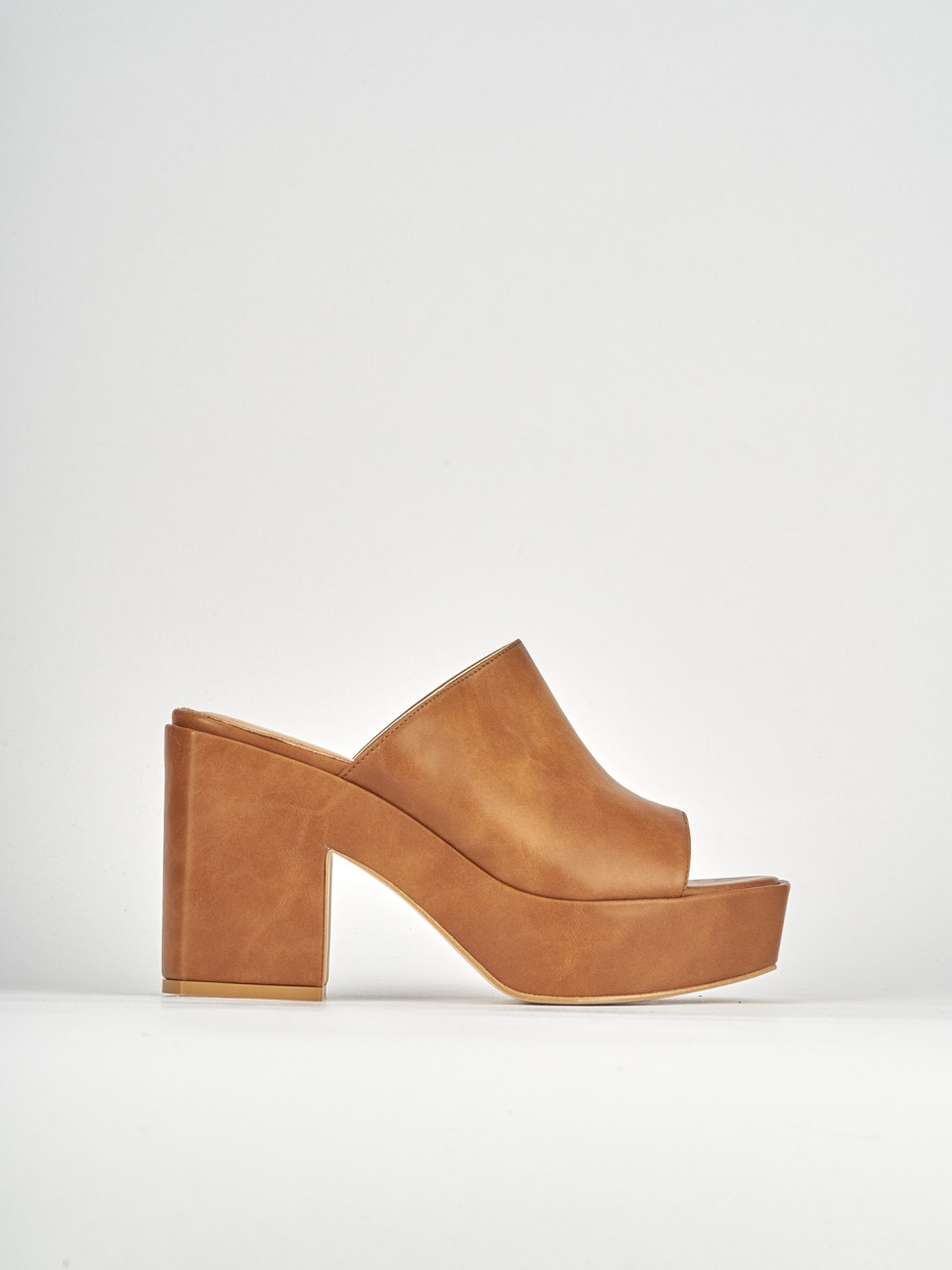 Mules tacón 5 cm marrón cuero