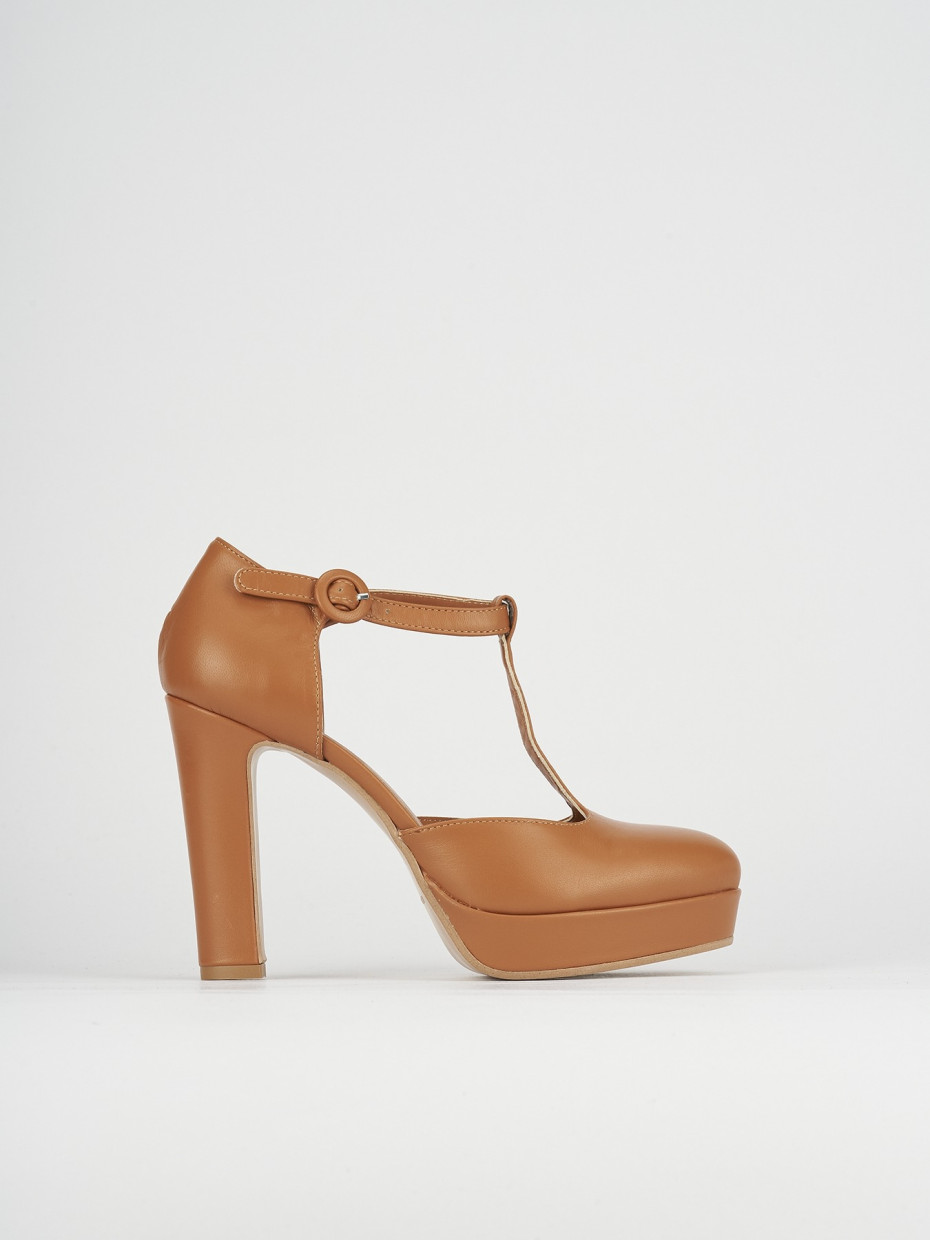 Pumps heel 9 cm brown leather