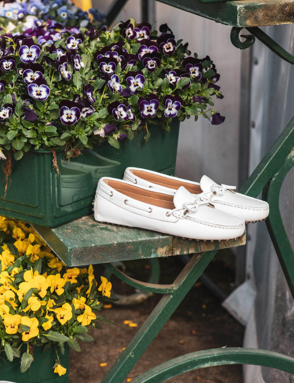 Mocasines tacón 1 cm blanco cuero
