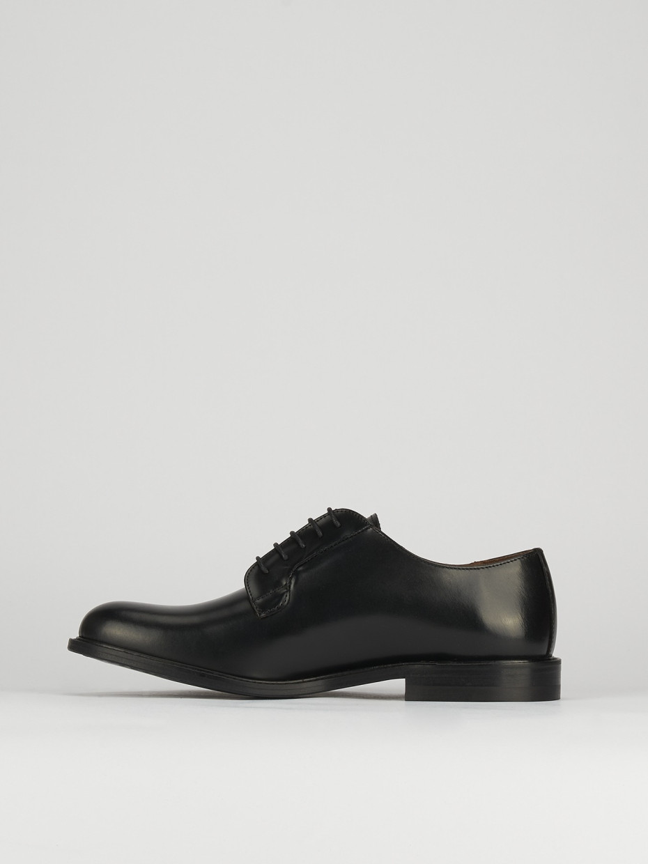 Lace-up shoes heel 2 cm black leather