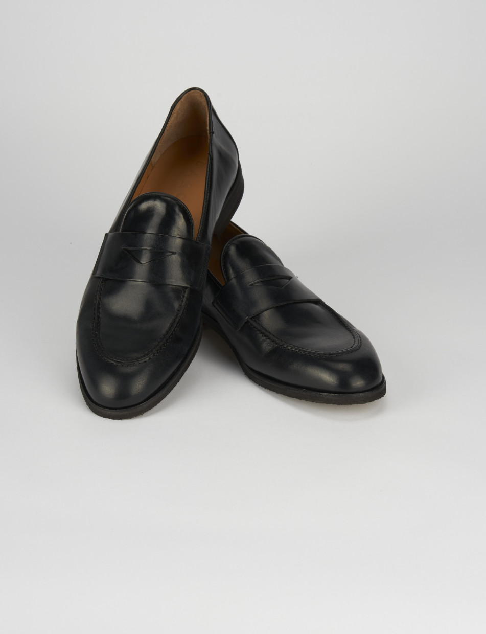 Mocasines tacón 2 cm negro cuero