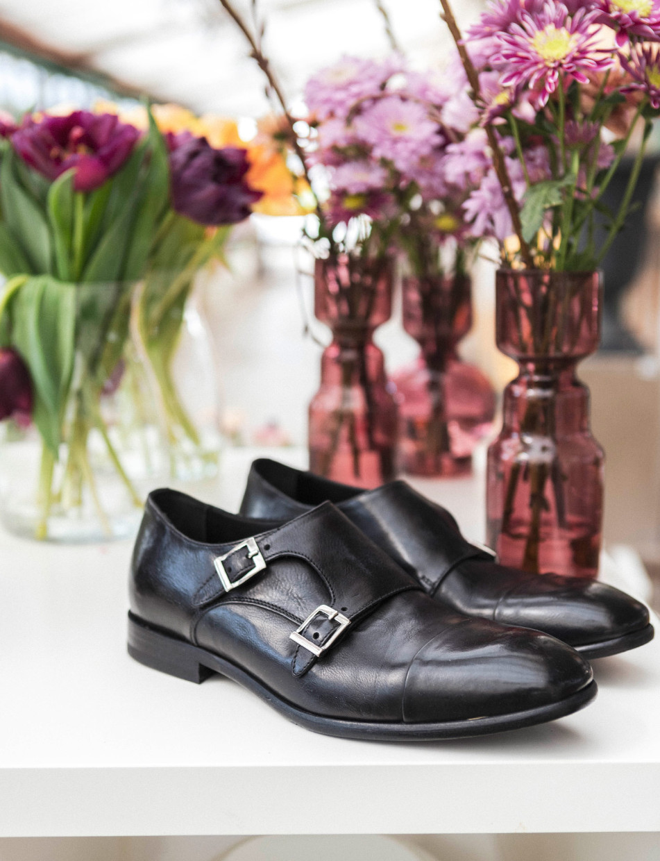 Mocasines tacón 2 cm negro cuero