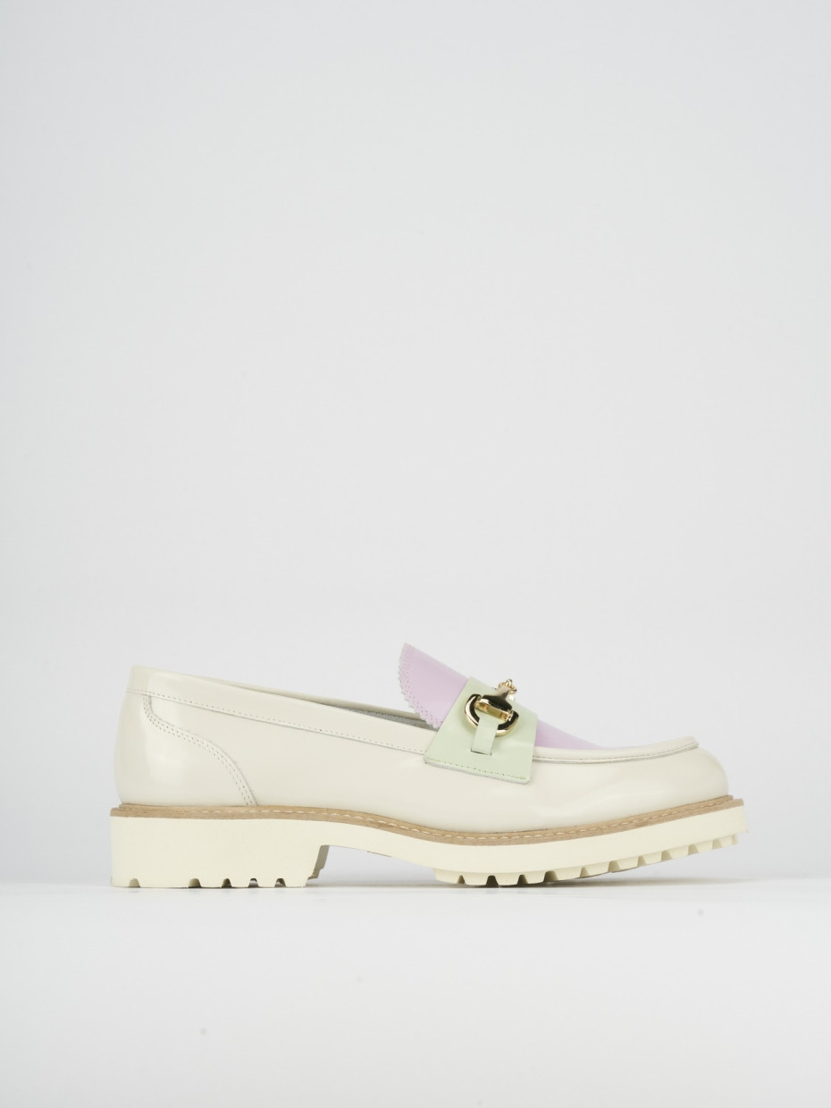 Mocasines tacón 2 cm blanco cuero