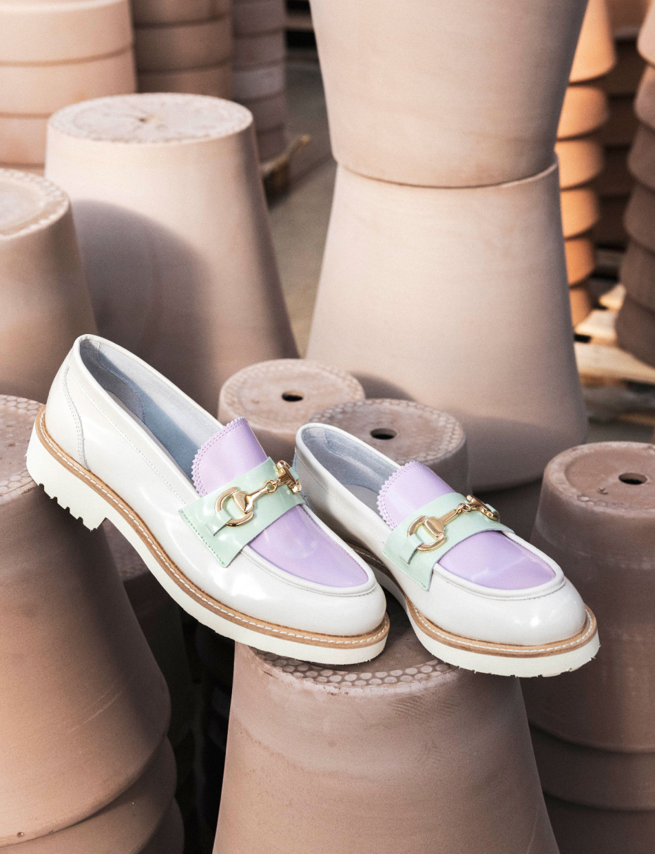 Mocasines tacón 2 cm blanco cuero