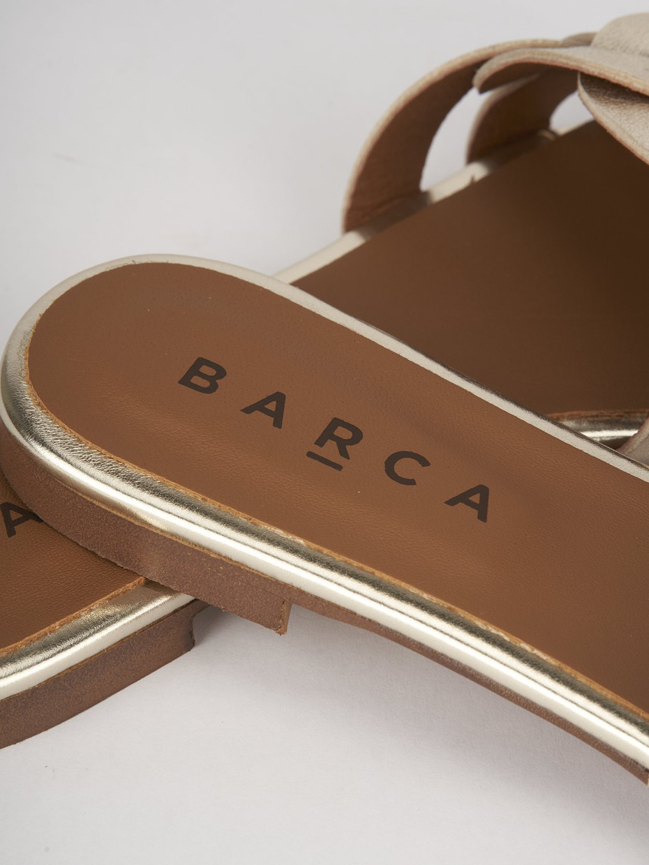 Mules tacón 1 cm oro cuero