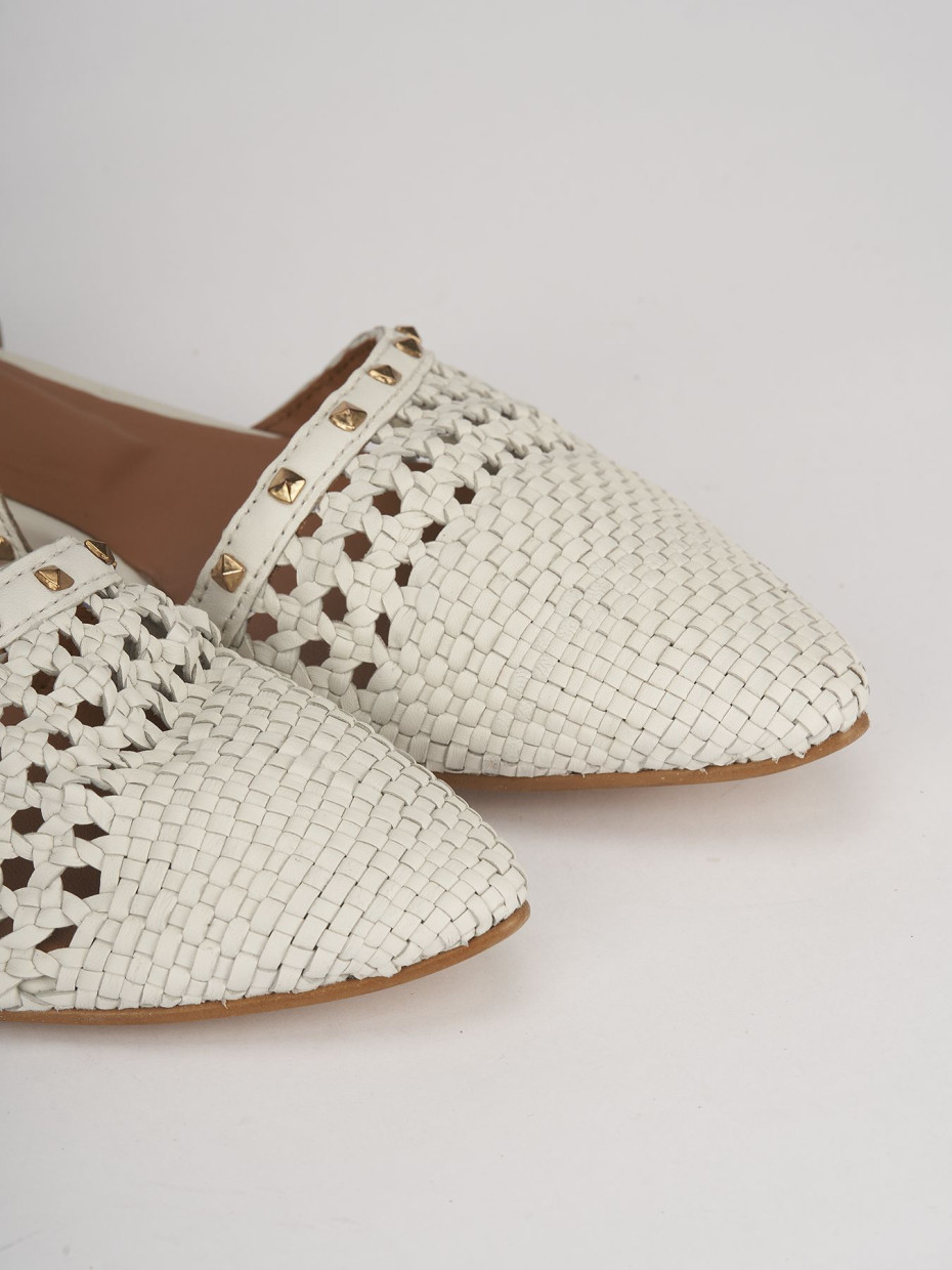 Flat shoes heel 1 cm white leather