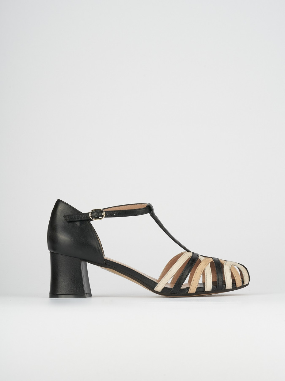 High heel sandals heel 5 cm black leather