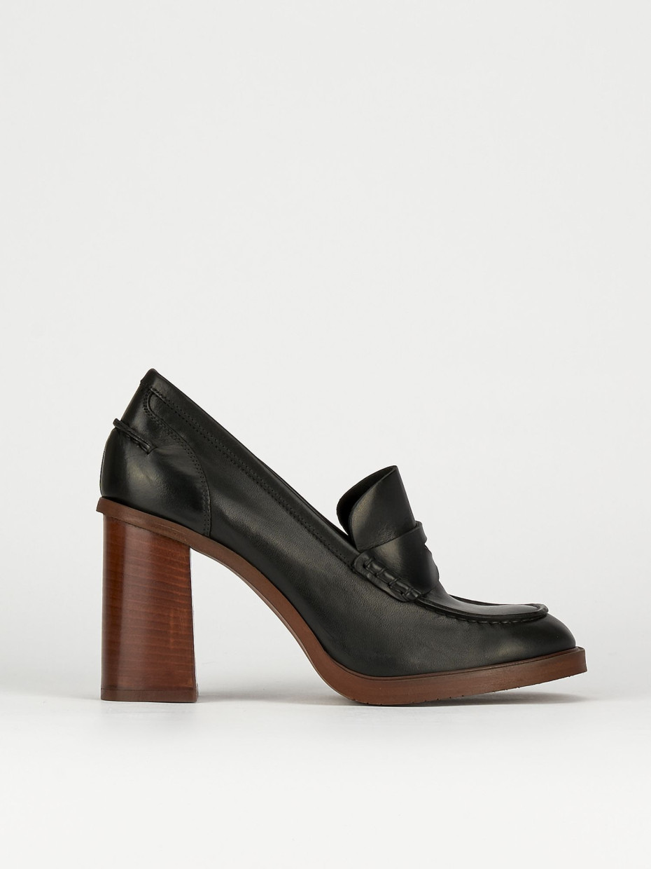 Mocasines tacón 9 cm negro cuero