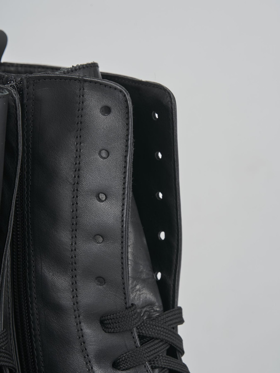 Botas militares tacón 3 cm negro cuero
