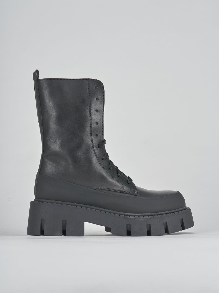 Botas militares tacón 3 cm negro cuero