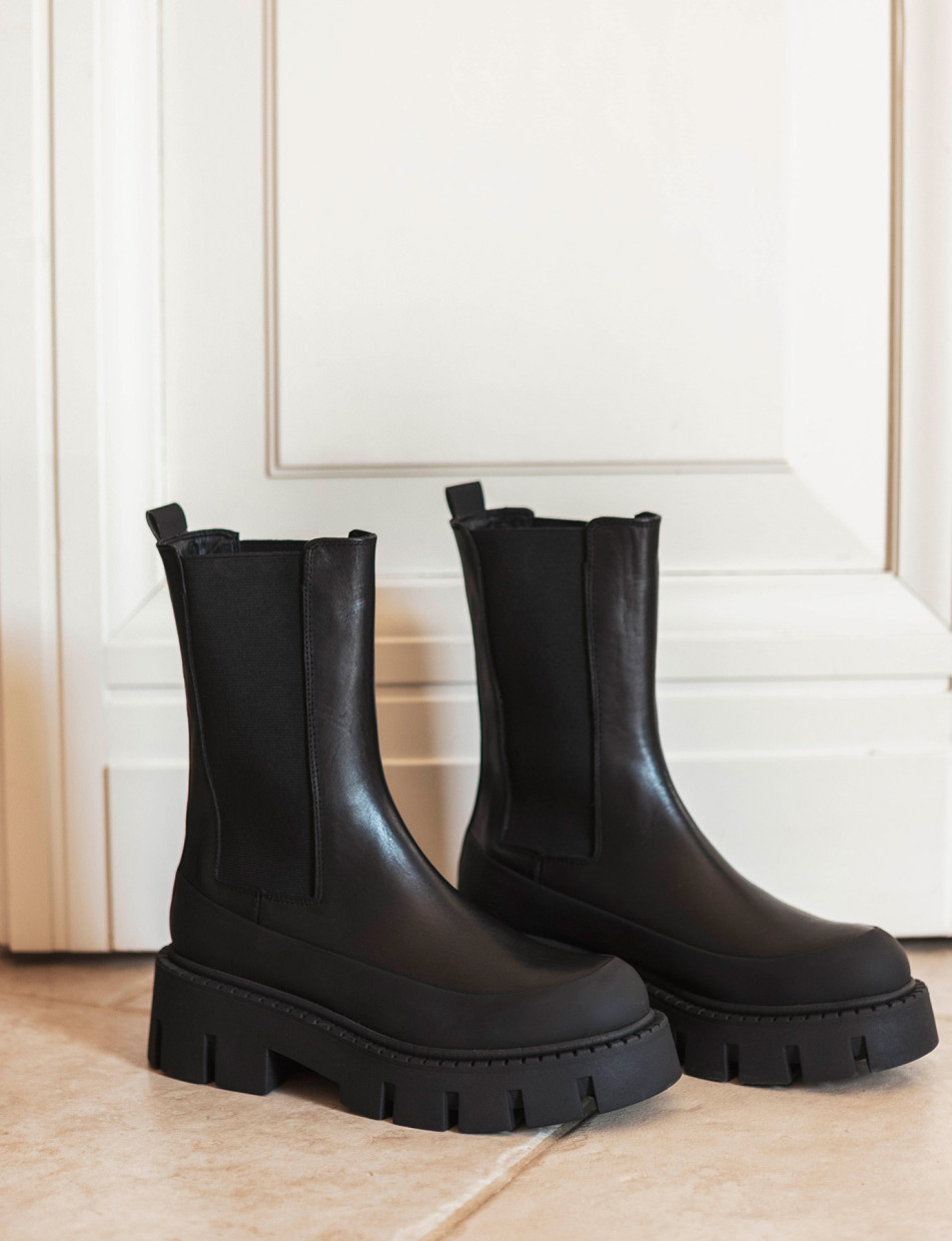 Botines de tacón bajo tacón 3 cm negro cuero