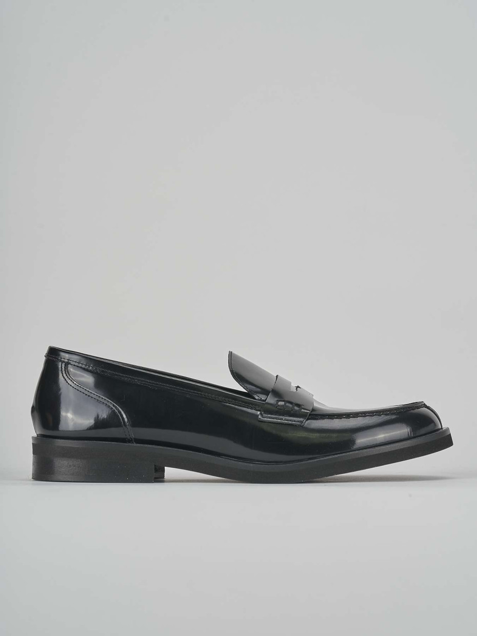Mocasines tacón 2 cm negro cuero