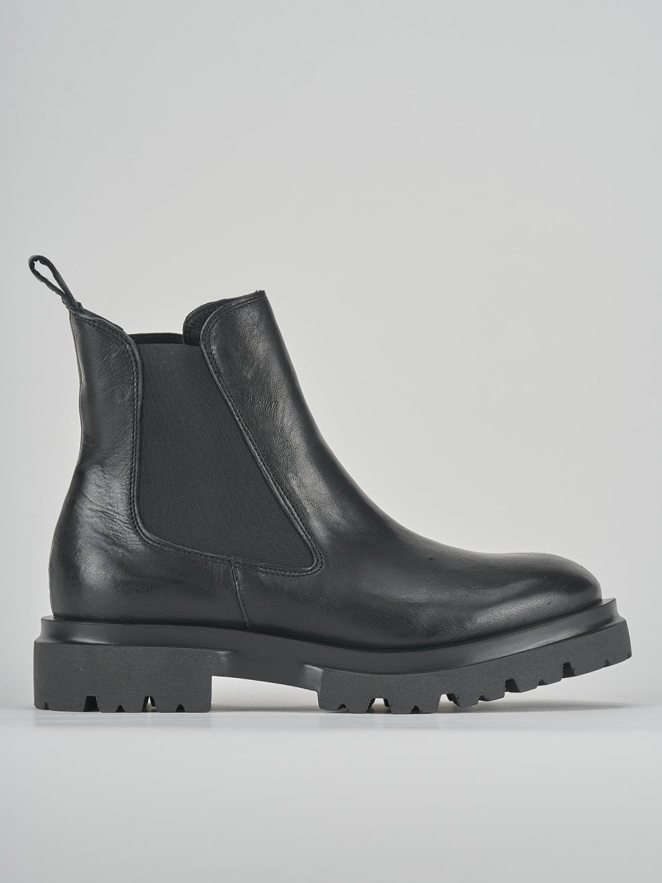Botines de tacón bajo tacón 3 cm negro cuero