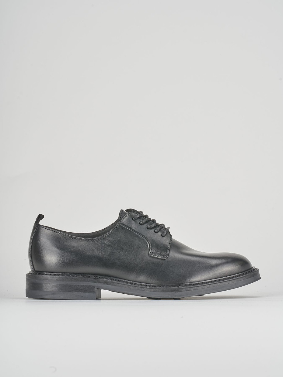 Zapatos de cordones negro cuero
