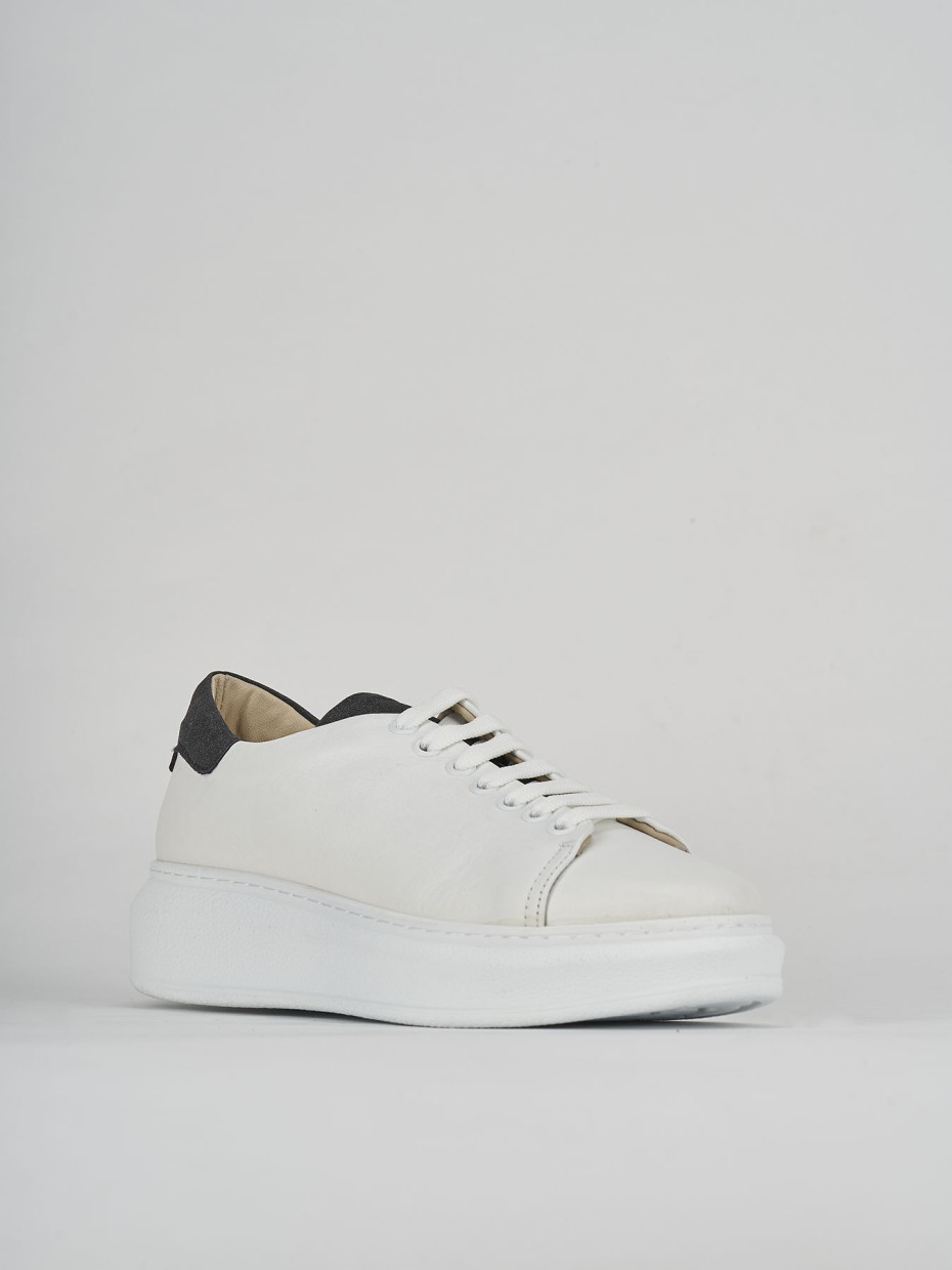 Zapatillas deportivas blanco cuero