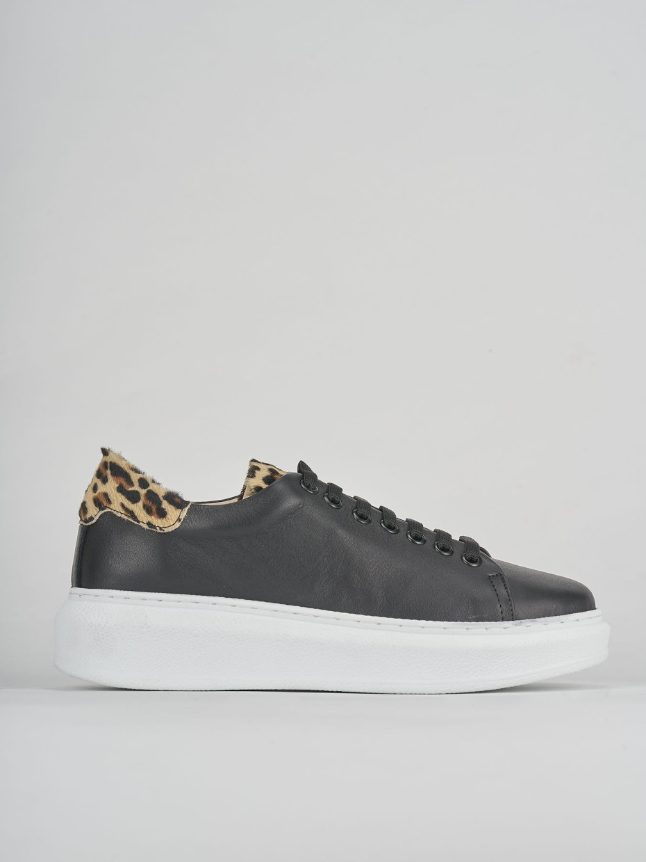Zapatillas deportivas negro cuero