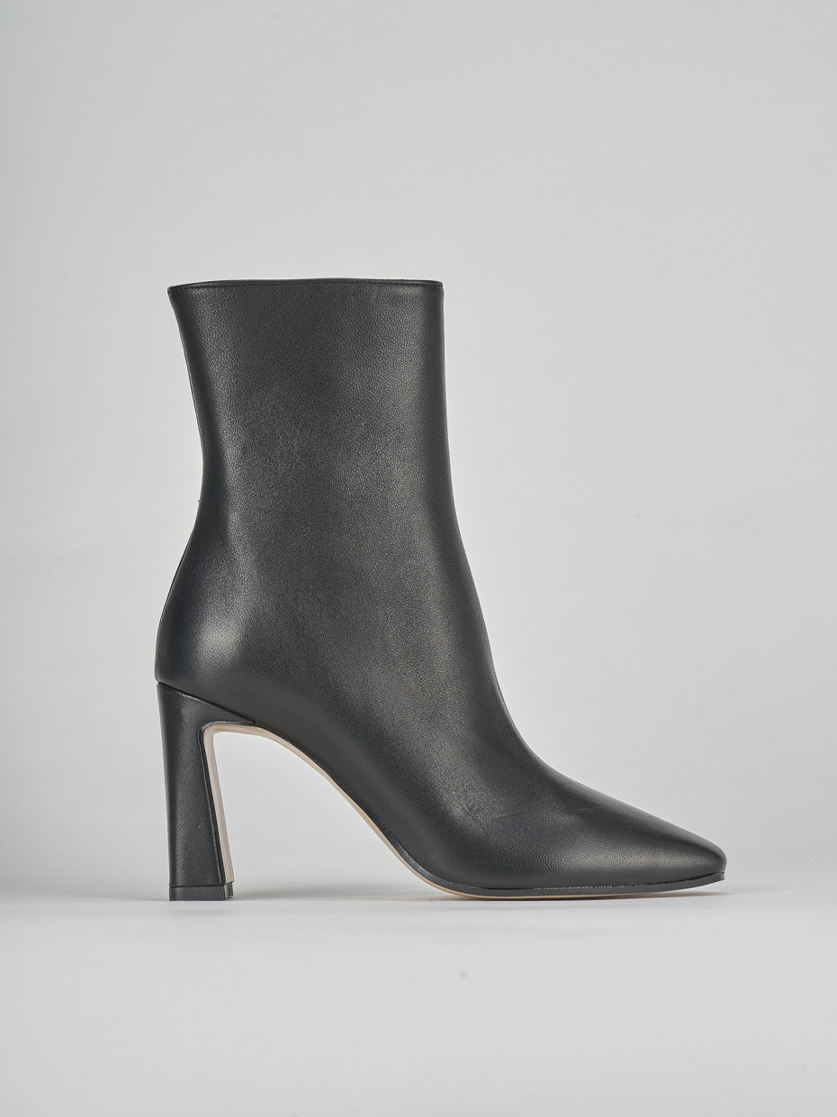 Botines de tacón alto tacón 9 cm negro cuero