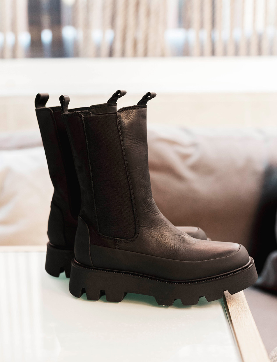 Low heel ankle boots heel 3 cm black leather