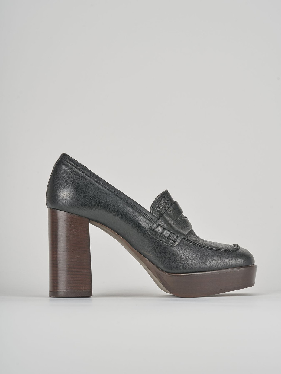 Mocasines tacón 9 cm negro cuero