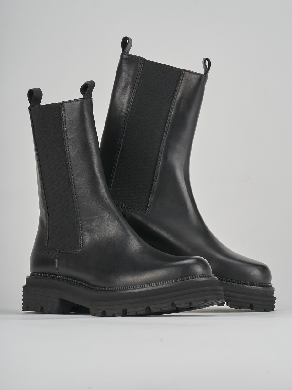 Botines de tacón bajo tacón 2 cm negro cuero