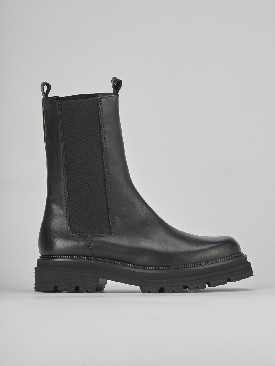 Botines de tacón bajo tacón 2 cm negro cuero