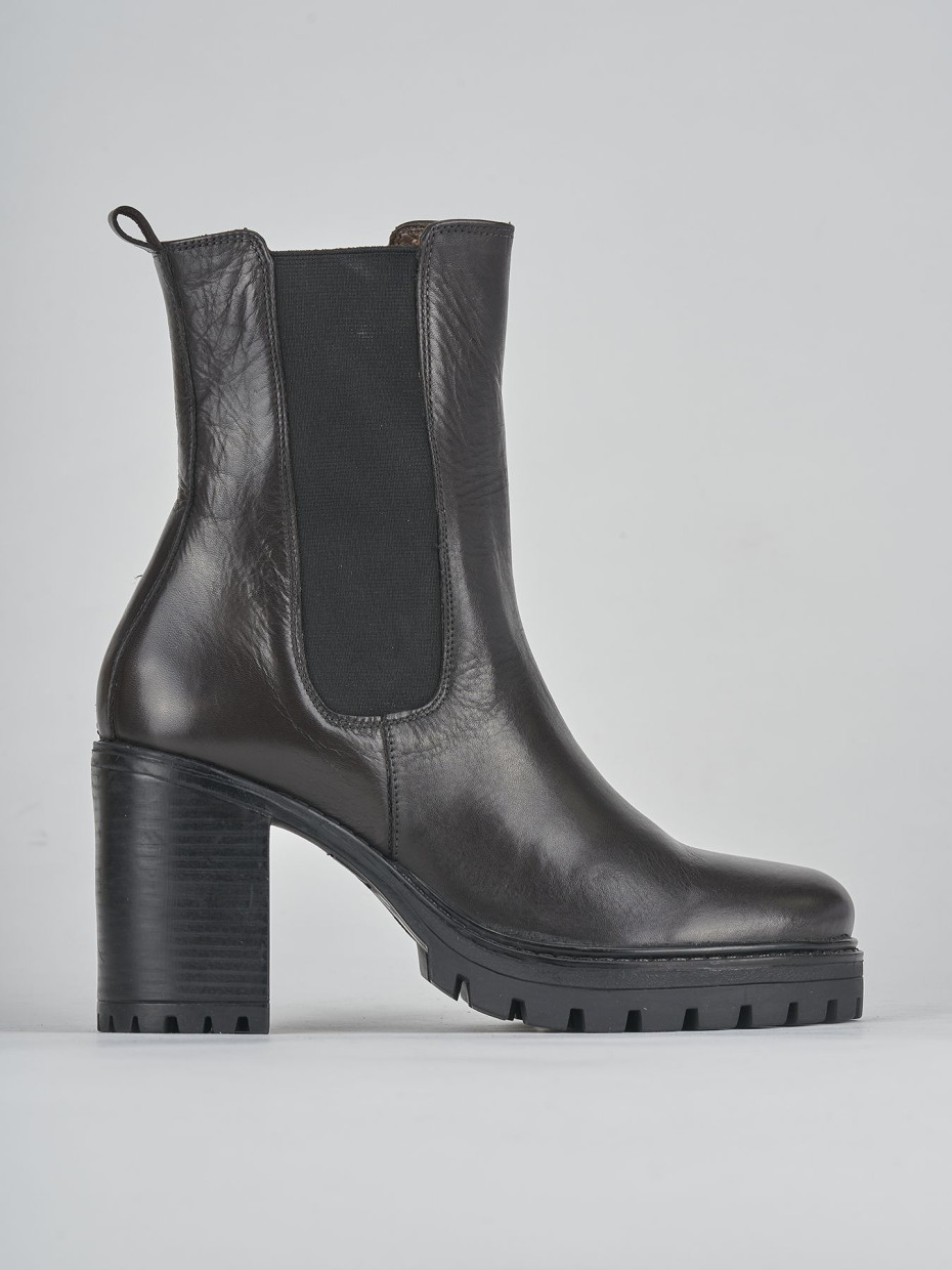 High heel ankle boots heel 7 cm dark brown leather