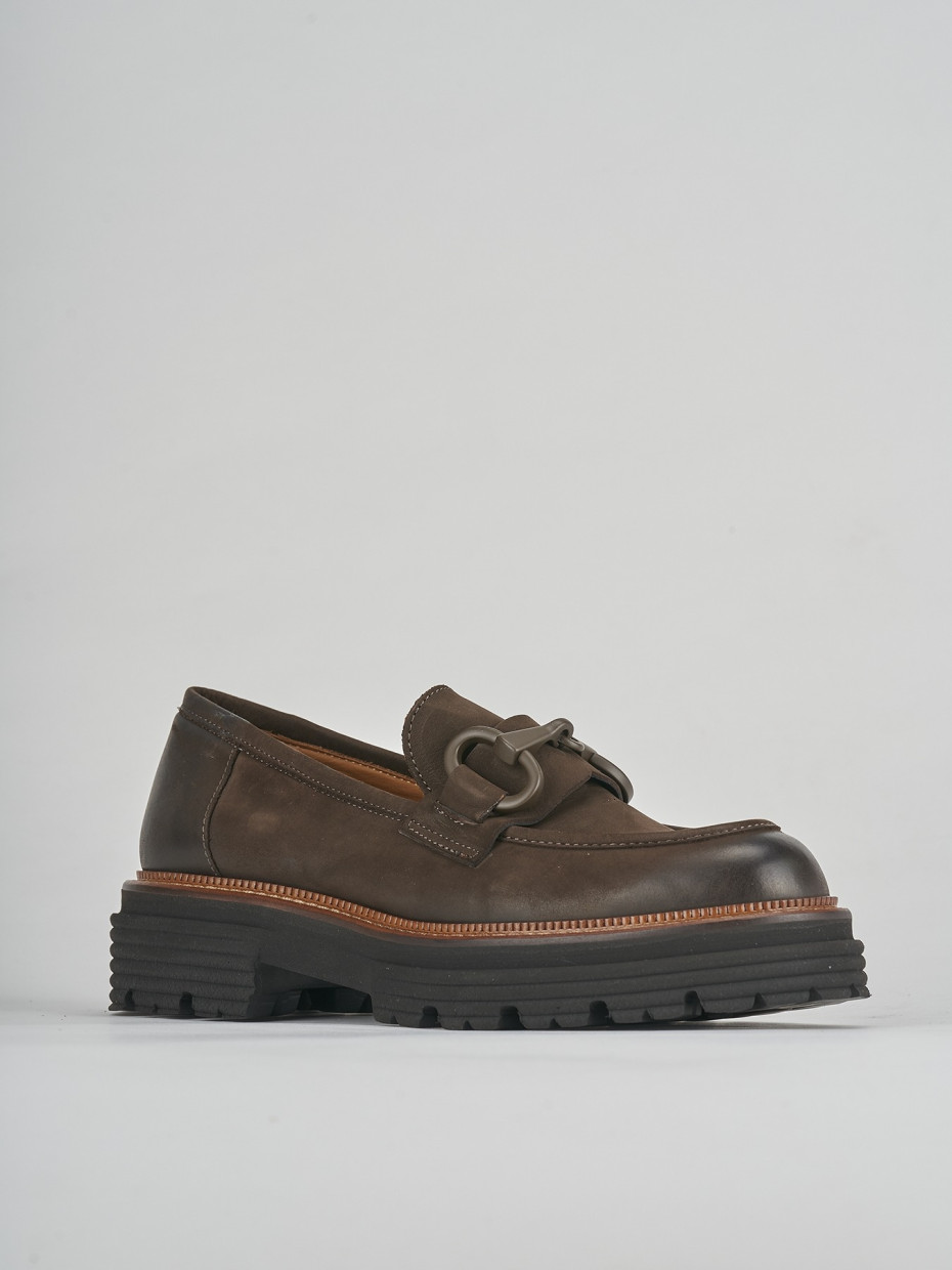 Mocasines tacón 2 cm marrón oscuro nobuk