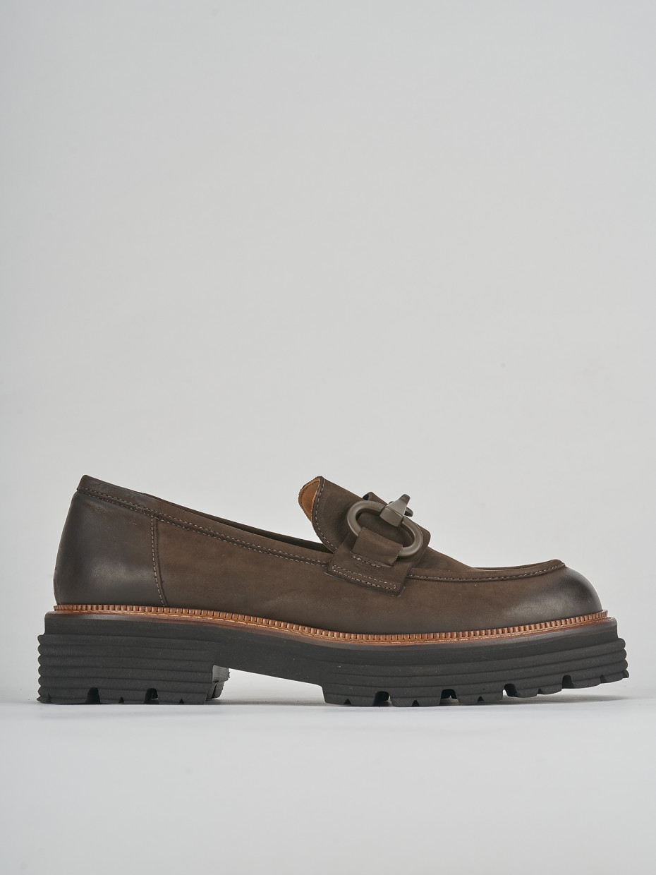 Mocasines tacón 2 cm marrón oscuro nobuk